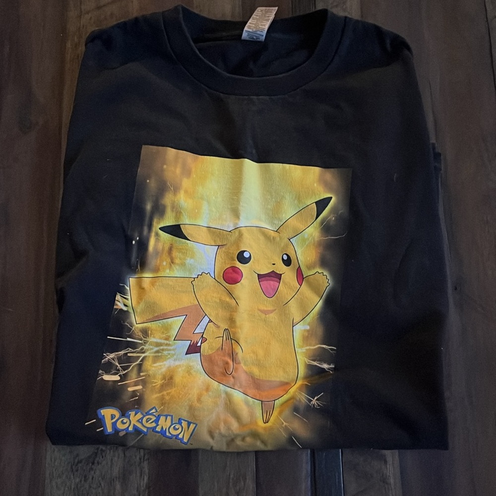 Picachu M Tshirt